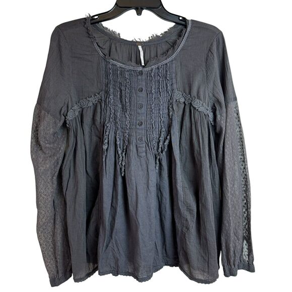 FREE PEOPLE Blouse XS Long Sheer Sleeve Top Pleated Embroidered Boho Whimsigoth - Picture 1 of 8